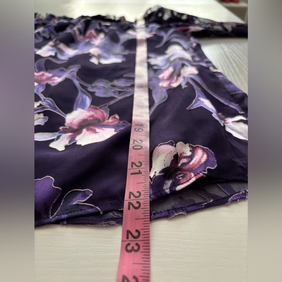 White House Black Market Purple Floral Peasant Blouse Size M - Picture 7 of 7